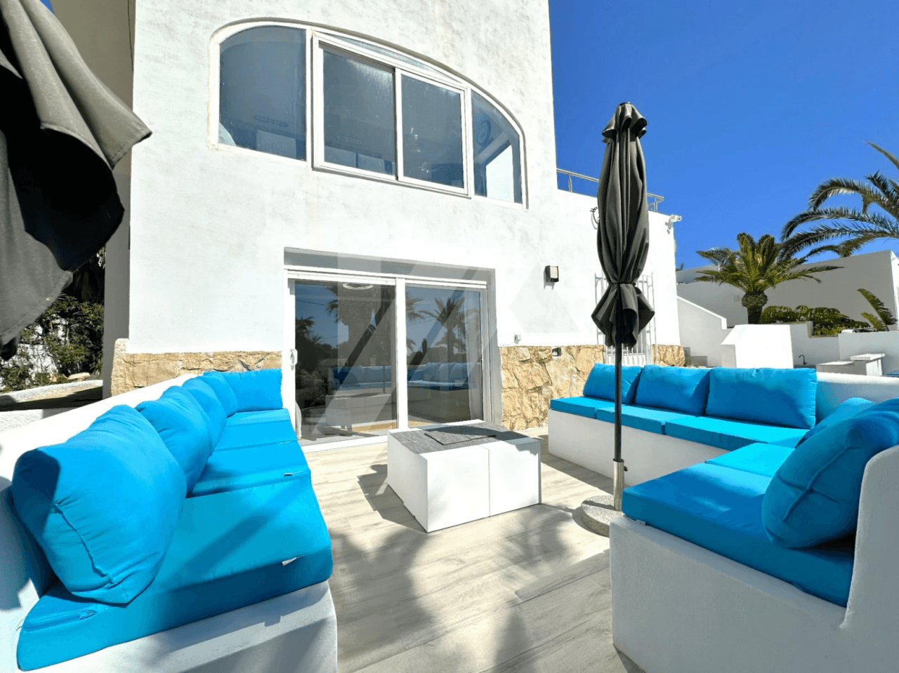 Villa con vistas al Mar en venta en Moraira, Costa Blanca.