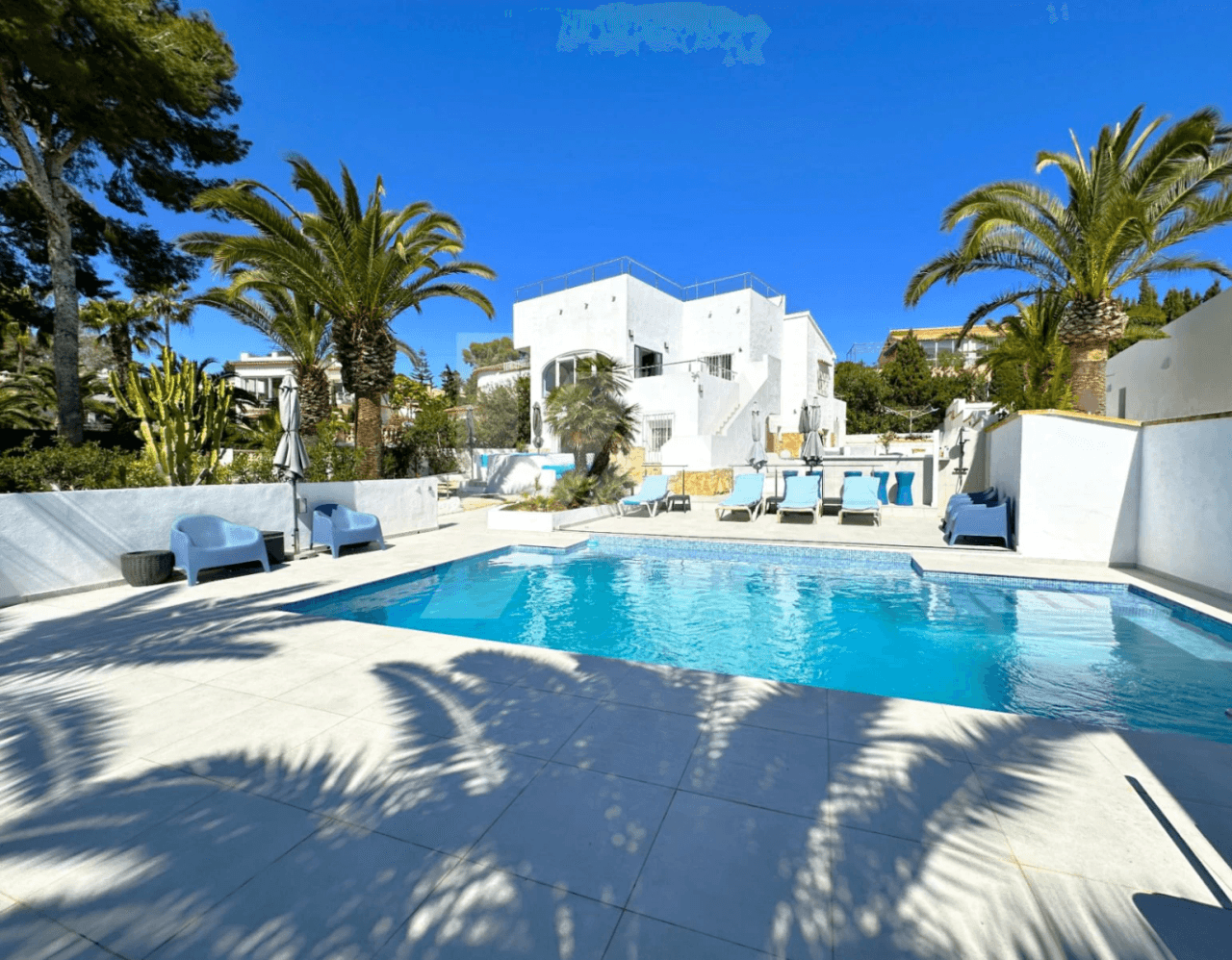 Villa con vistas al Mar en venta en Moraira, Costa Blanca.