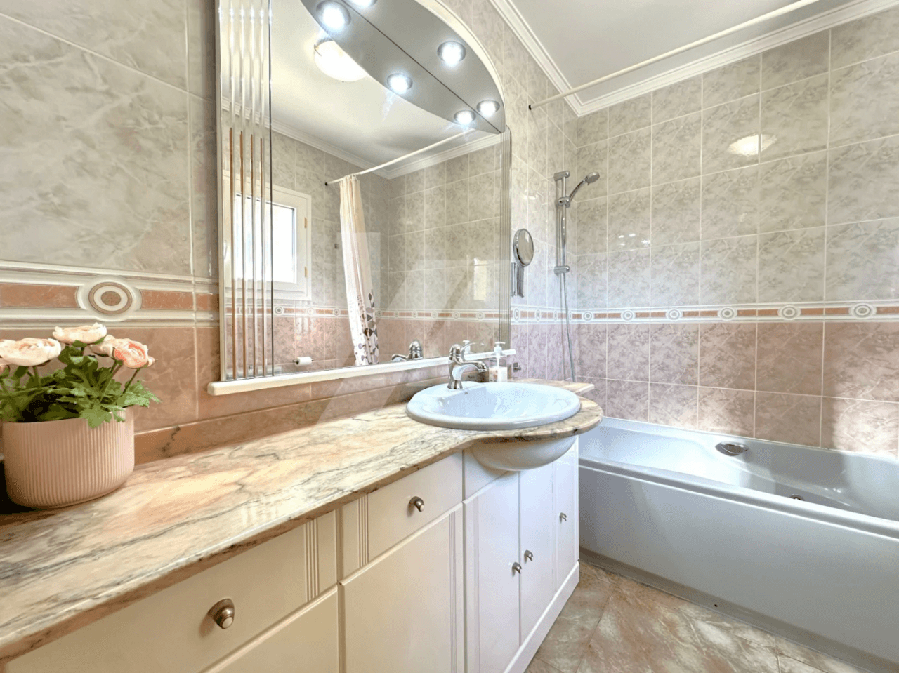 Villa de Estilo Mediterráneo en venta en Benissa, Costa Blanca.